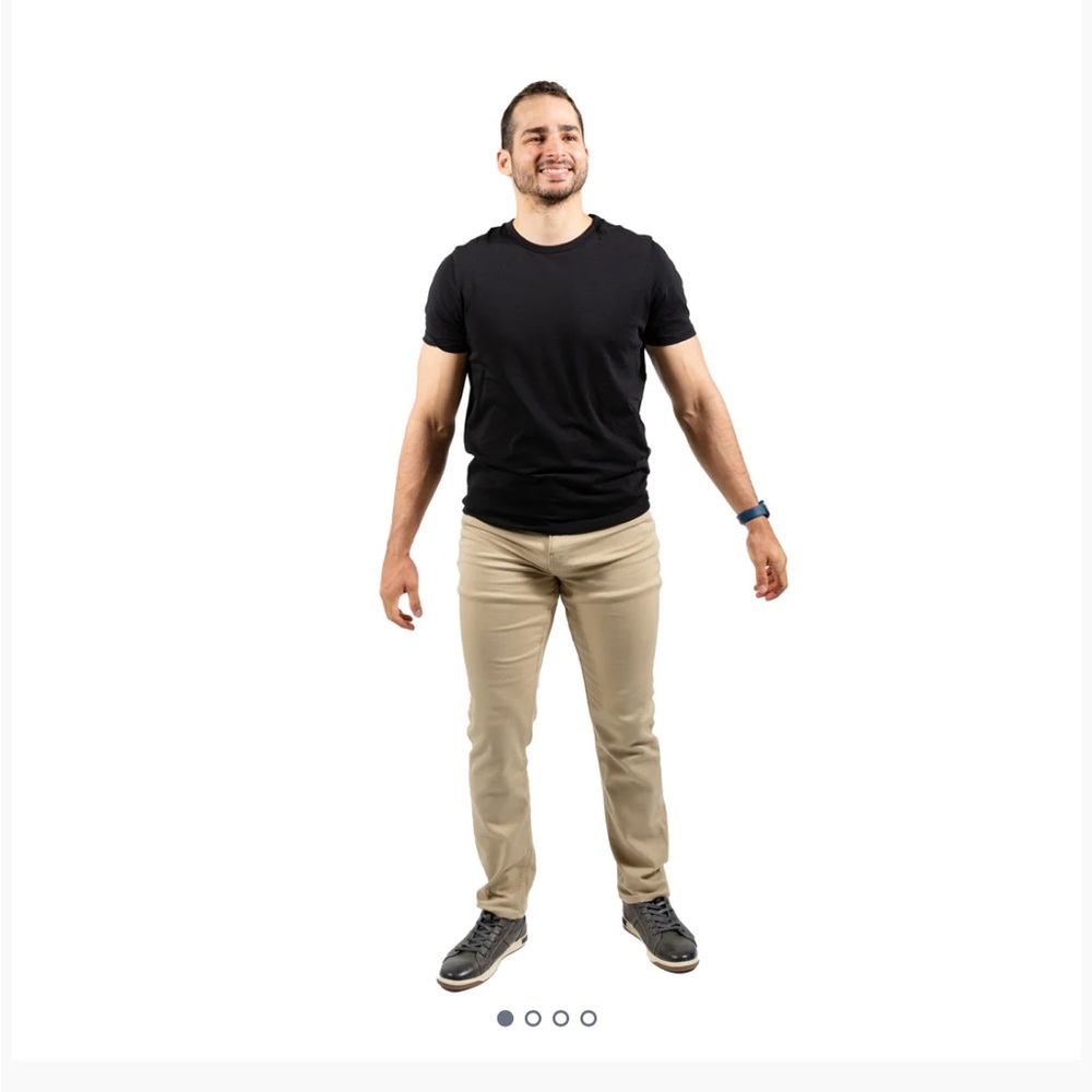 Men’s Khakis - Picture 7 of 11